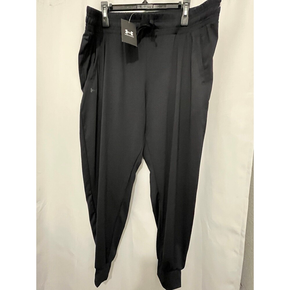 Under Armour Women’s Black Joggers size 1x NWT